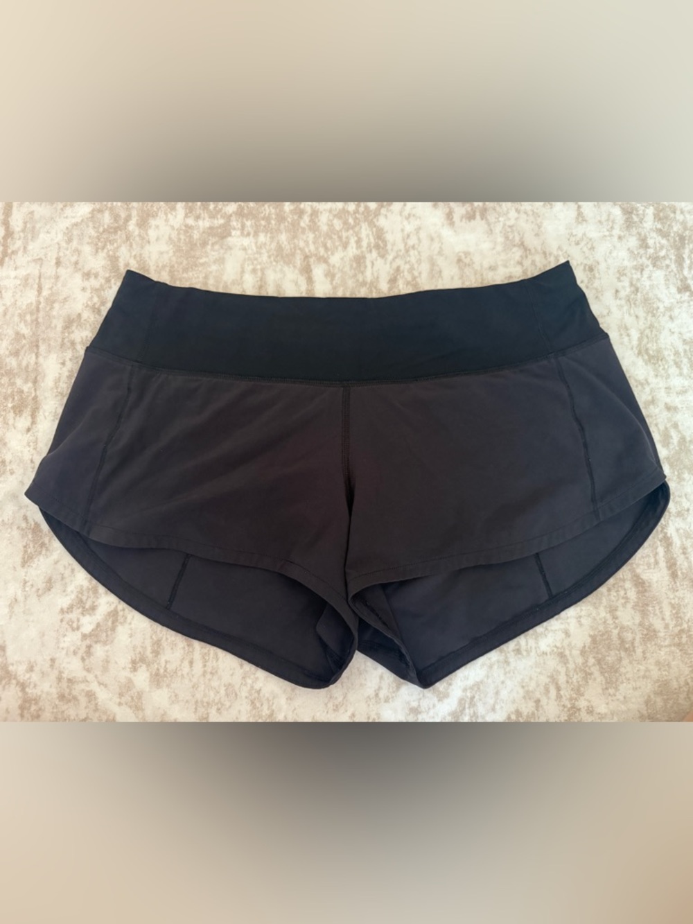 Lululemon Speed Up Shorts Low Rise 2.5” Black Size 4